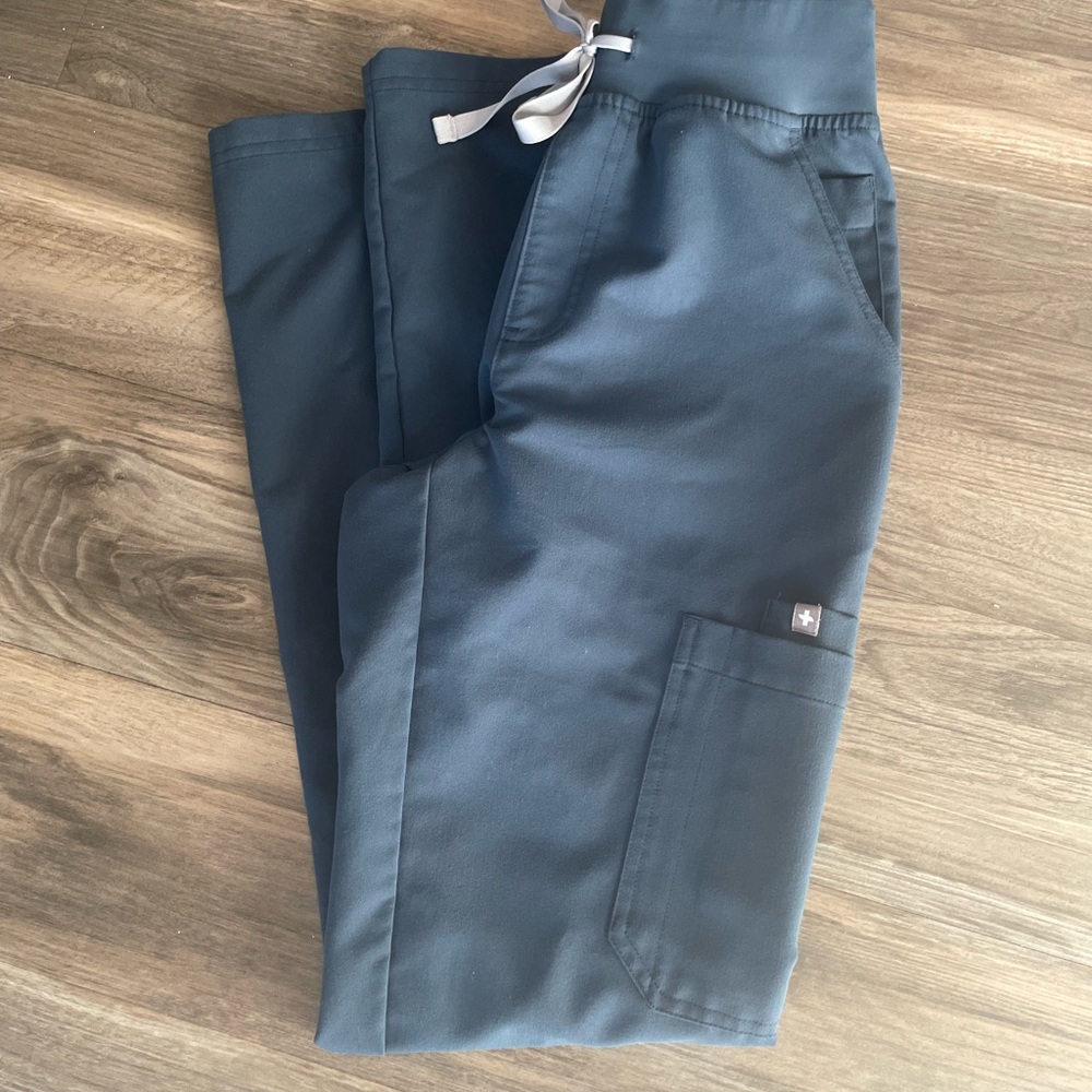 FIGS Yola Scrub pant- Dark Harbor